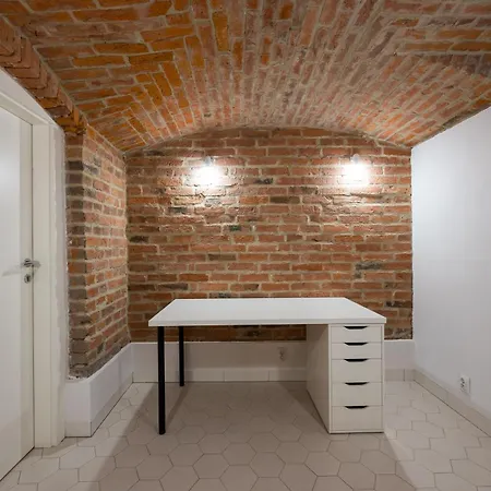 Park Praski Two-level By Bookinghost