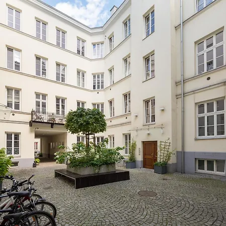 Park Praski Two-level By Bookinghost