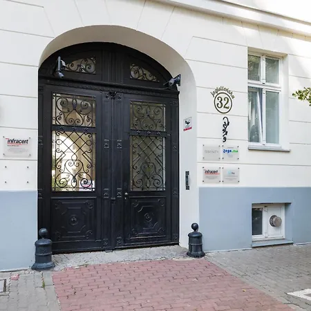 Park Praski Two-level Apartment